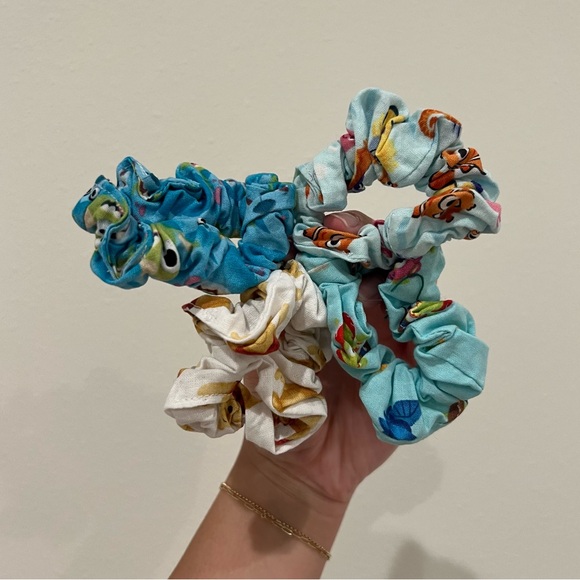 Disney Hair Scrunchies - Finding Nemo, Winnie the Pooh, Toy Story, Monsters Inc - Picture 1 of 2